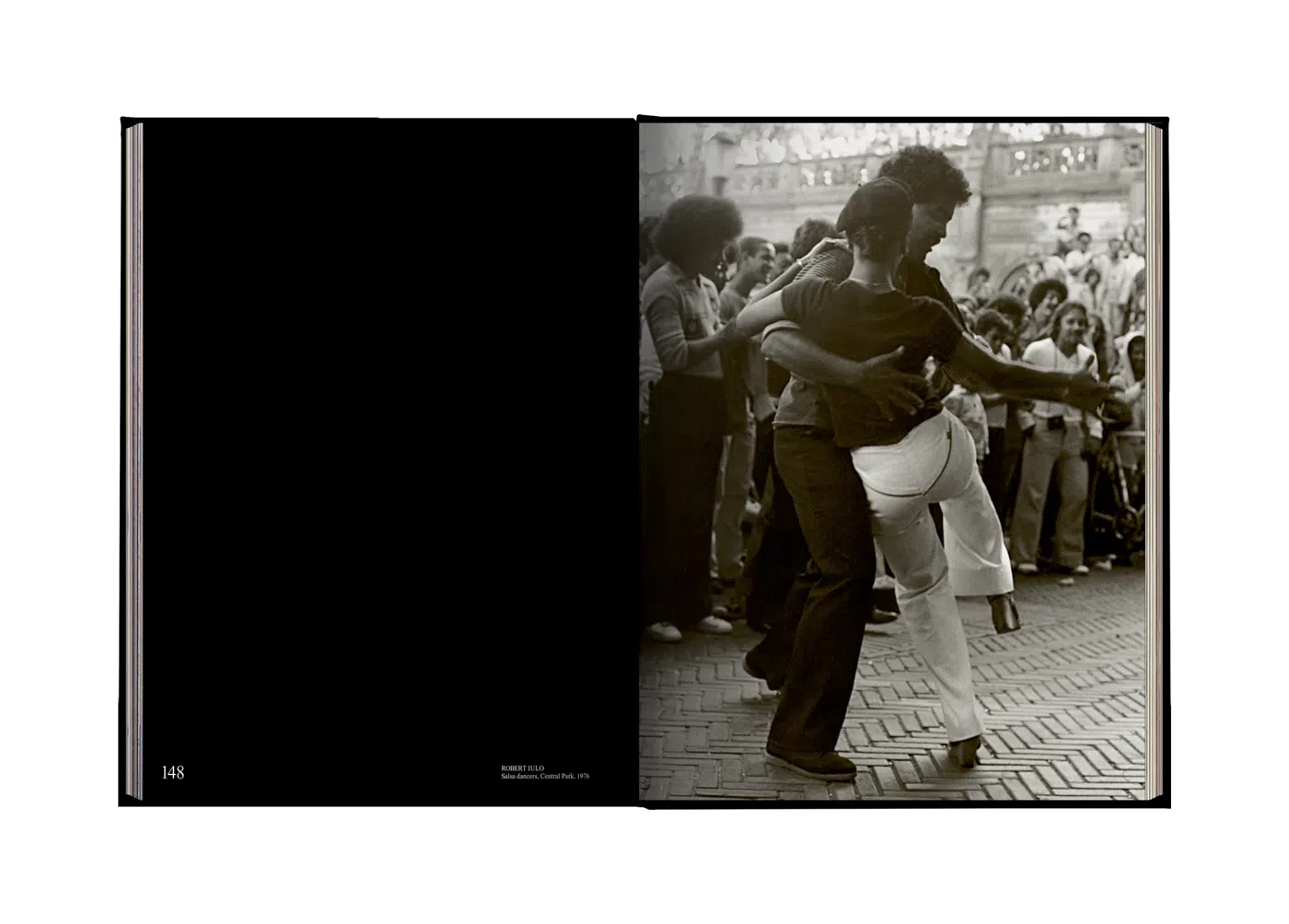 I Hear Music in the Streets. New York 1969-1989, spread 11